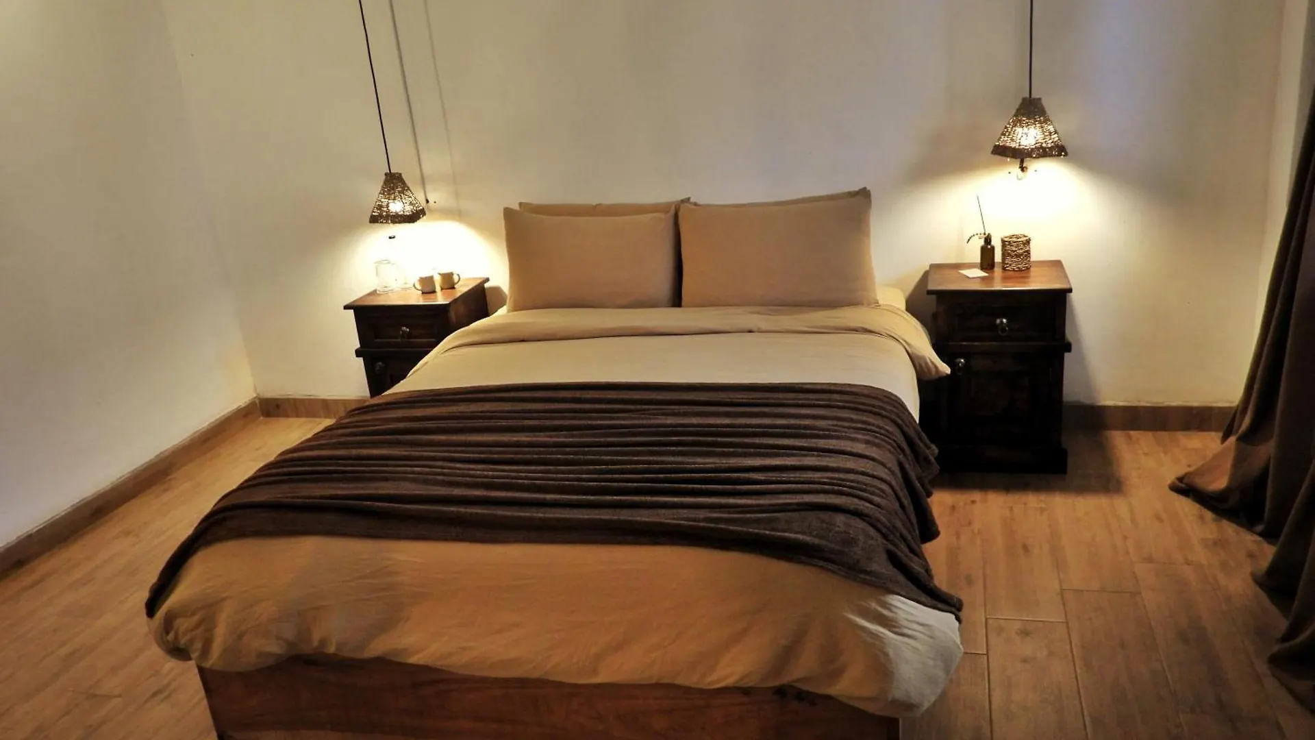 Casa Taura Bed & Breakfast Antigua