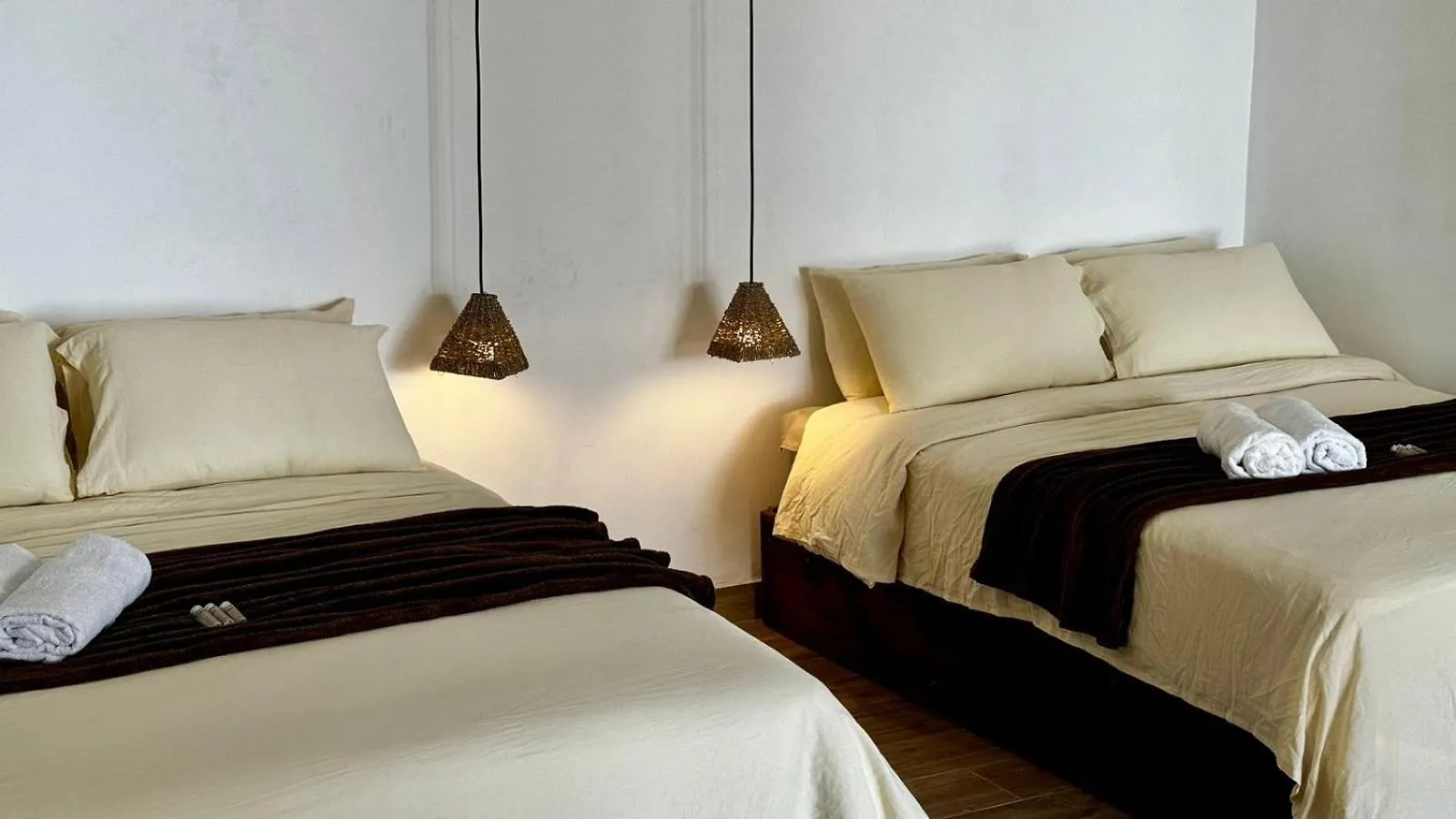 Casa Taura Bed & Breakfast Antigua